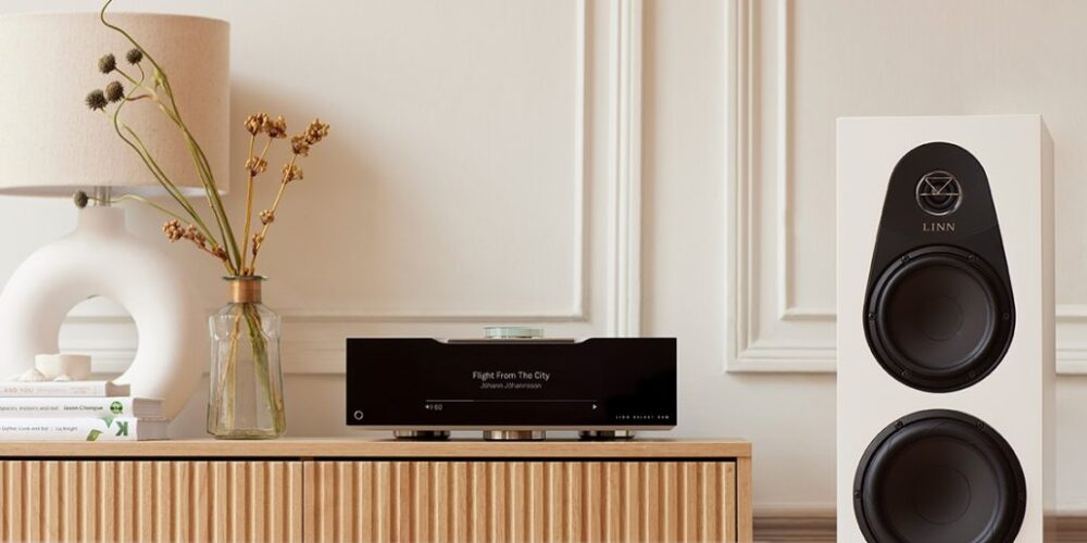 Linn 150 White SDSM Classic Front WebRes